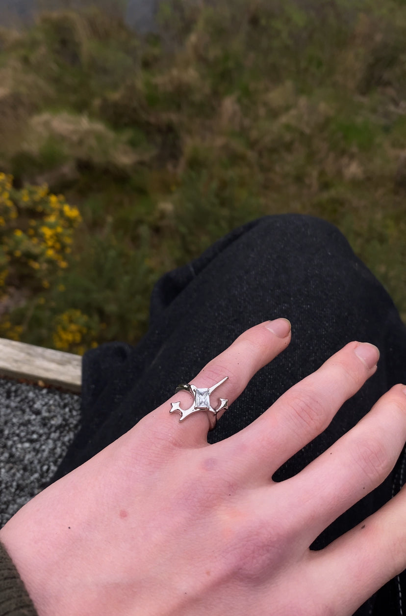 L’Eclisse Ring